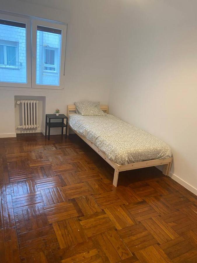 Amplio Apartamento En La Arena, 4 Hab Gijón Exteriör bild