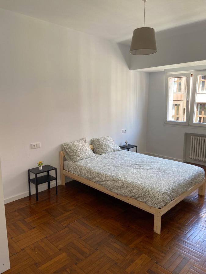 Amplio Apartamento En La Arena, 4 Hab Gijón Exteriör bild